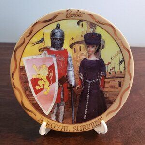 1995 Enesco Barbie & Ken as Guinevere & King Arthur Royal Surprise Mini Plate